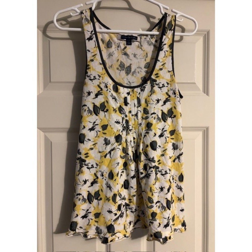 American Eagle floral tank, size medium